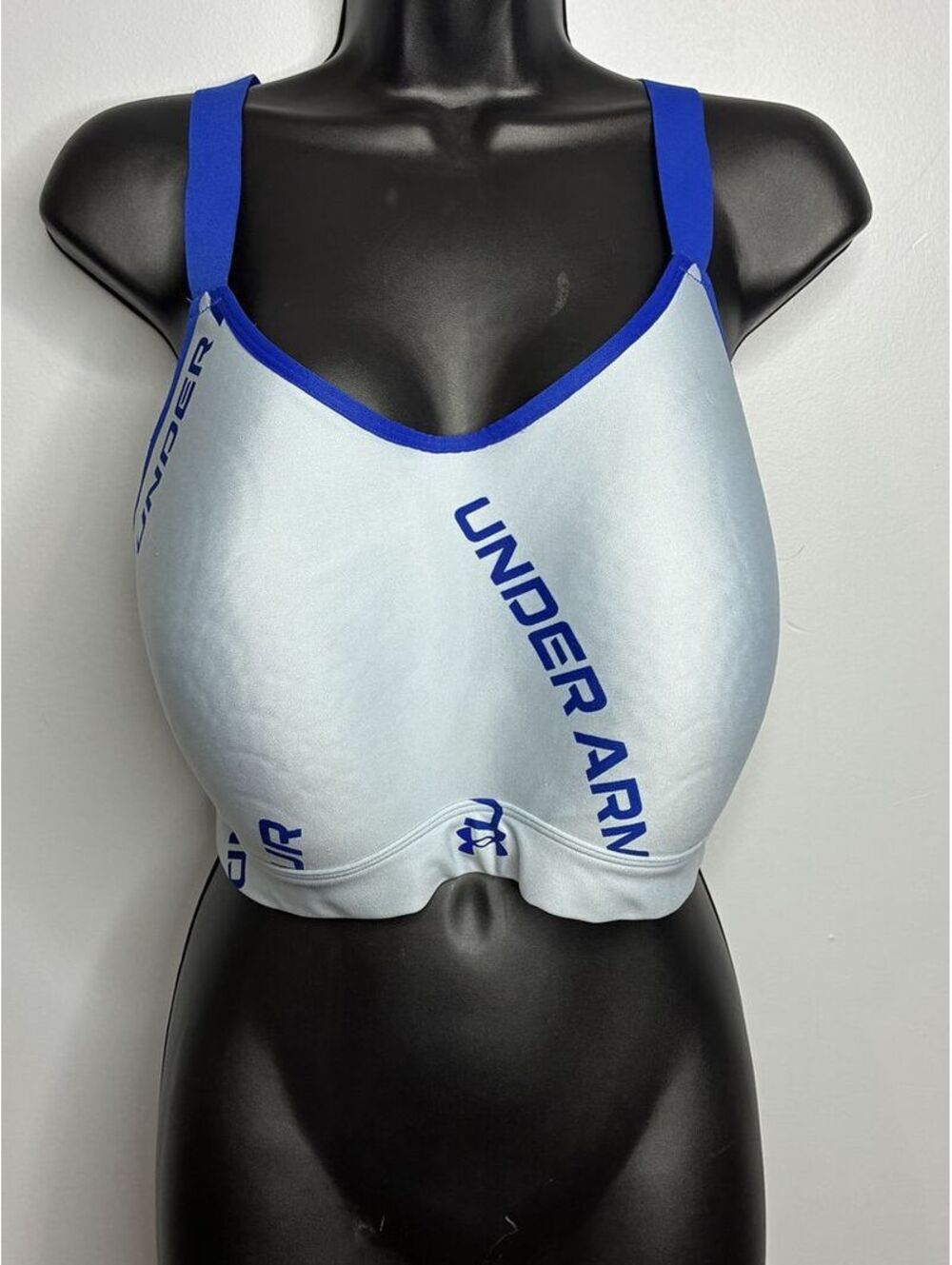 Under Armour Women's Sports Bra 2X Size Light Blue with Blue Straps